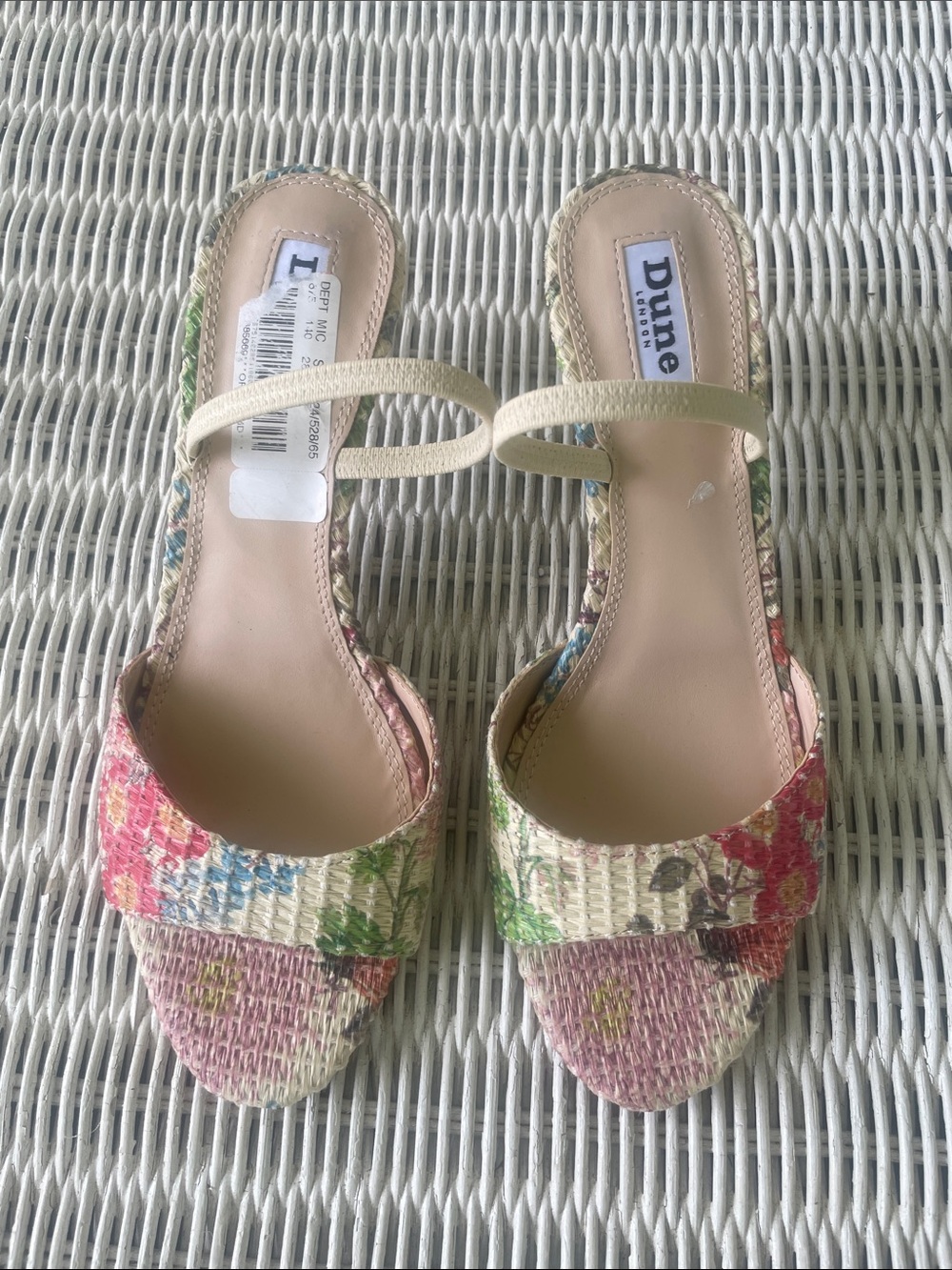 New Dune London Raffia Floral Sandal size US 7/ EU 37 - Picture 5 of 13